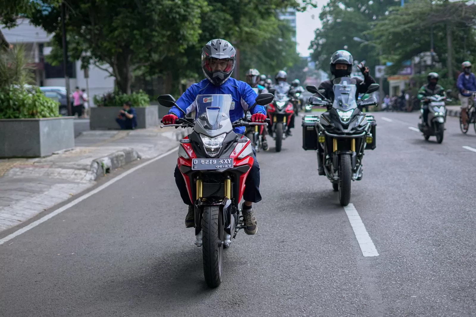 Menguasai Jalan Dengan Bijak Panduan Lengkap Tips Aman Menggunakan Motor
