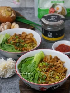 Mengungkap Rahasia Kelezatan: Alasan Mie Ayam Rumahan Terasa Lebih Enak